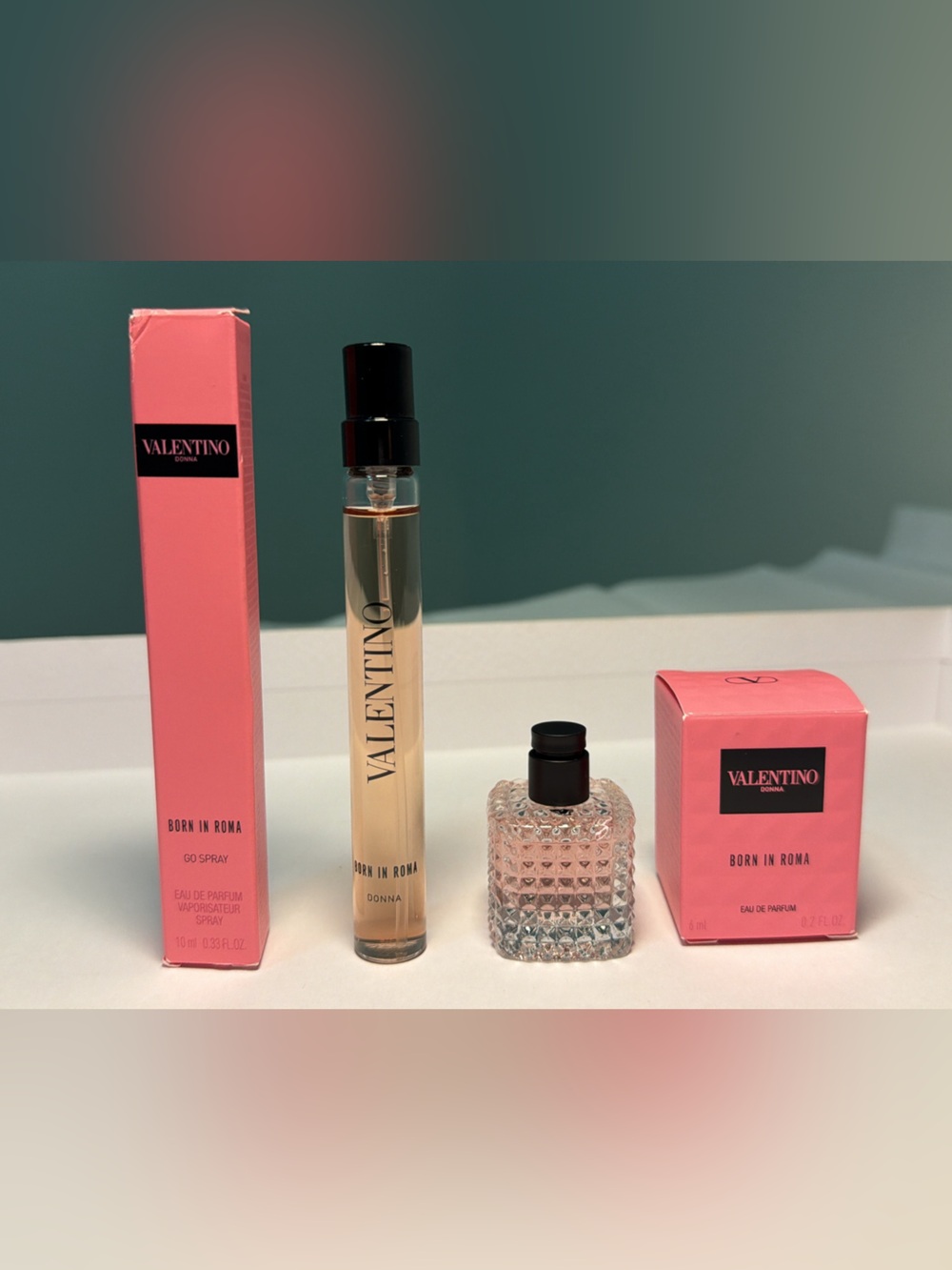 New,unused,authentic Valentino Born In Roma Donna Travel and mini perfumee3 set